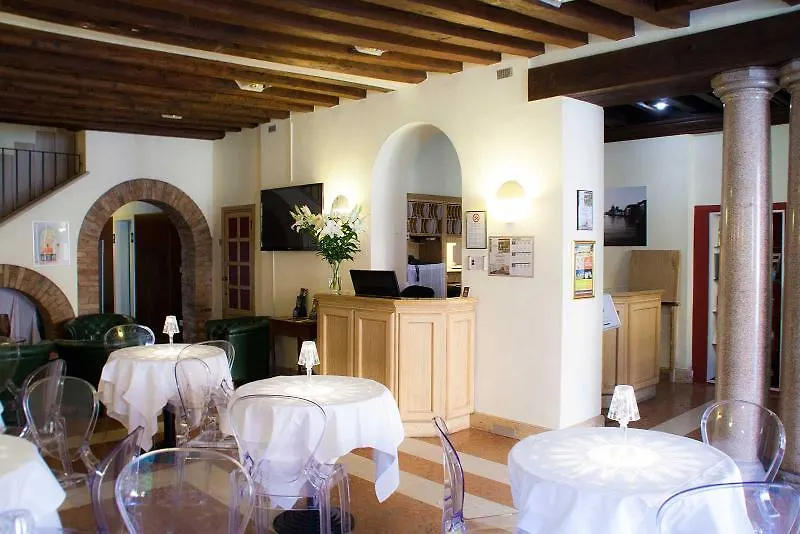 Ih Hotels Venezia Salute Palace (Adults Only)  Venice